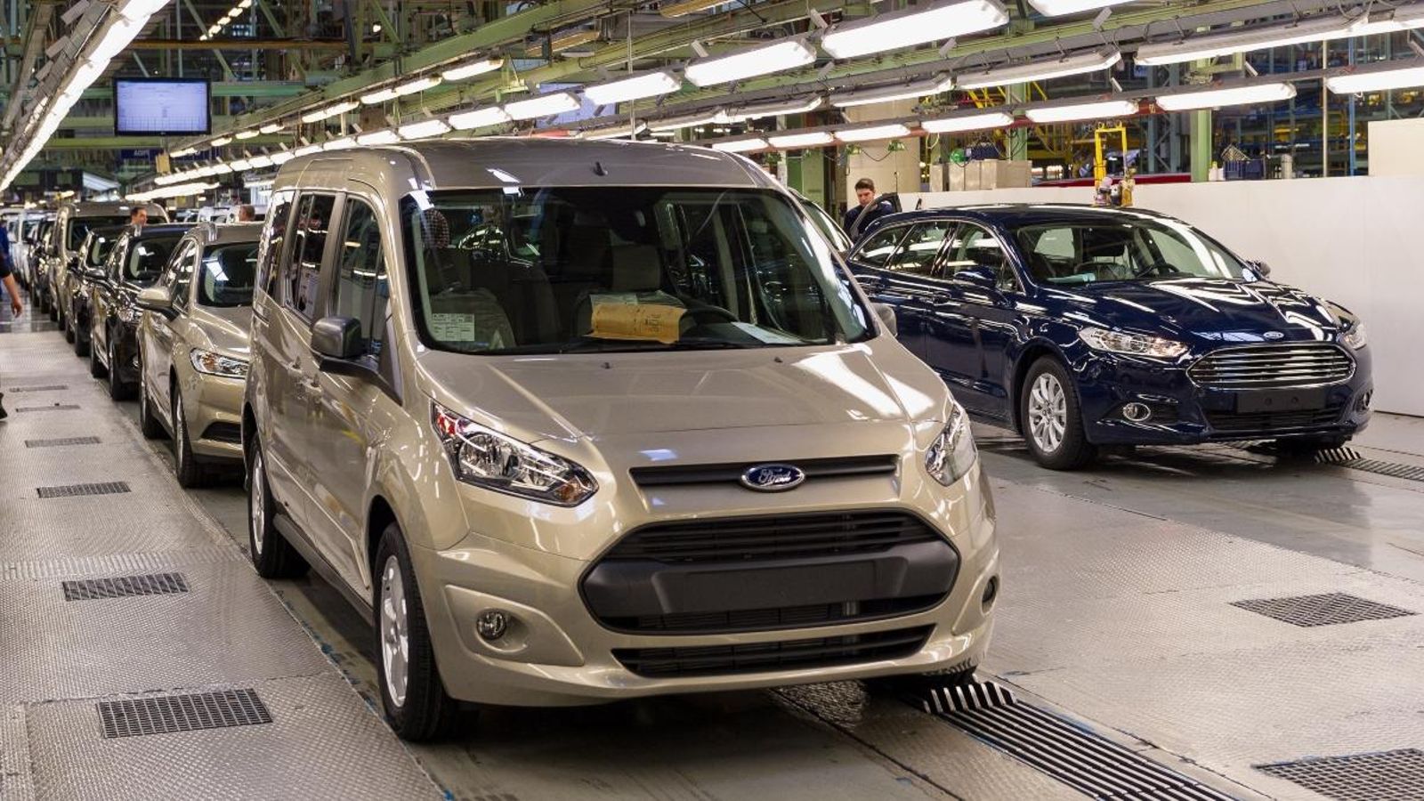 Una de les àrees de producció de la factoria Ford d'Almussafes