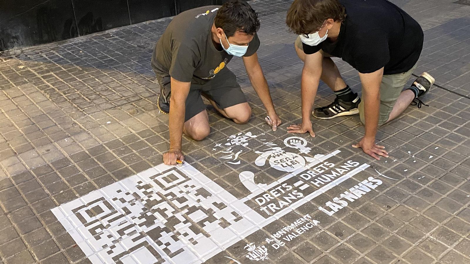 QR sobre diversitat sexual de la campanya de Las Naves i Lambda