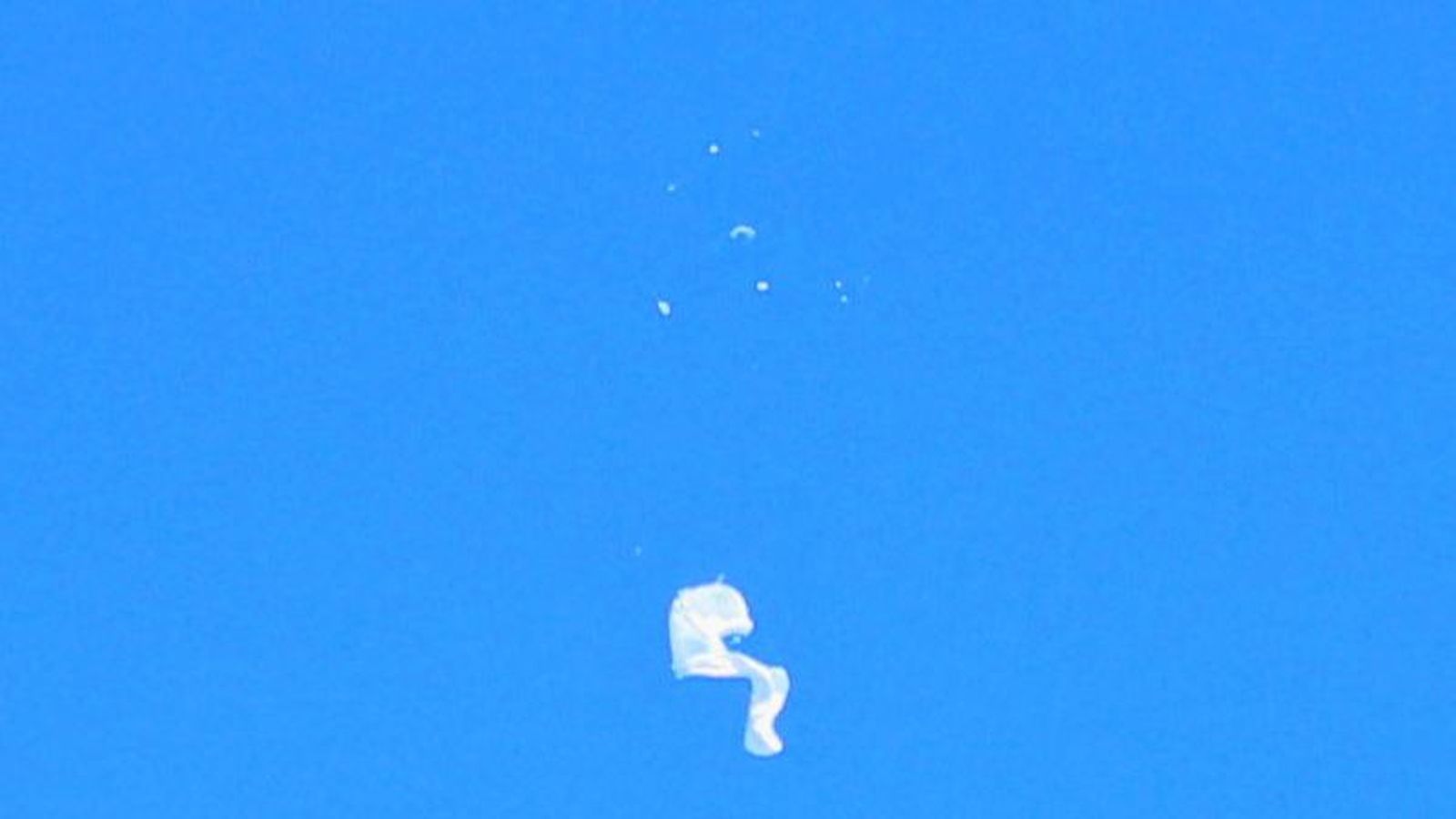 Restes del globus espia xinés abatut el passat 4 de febrer