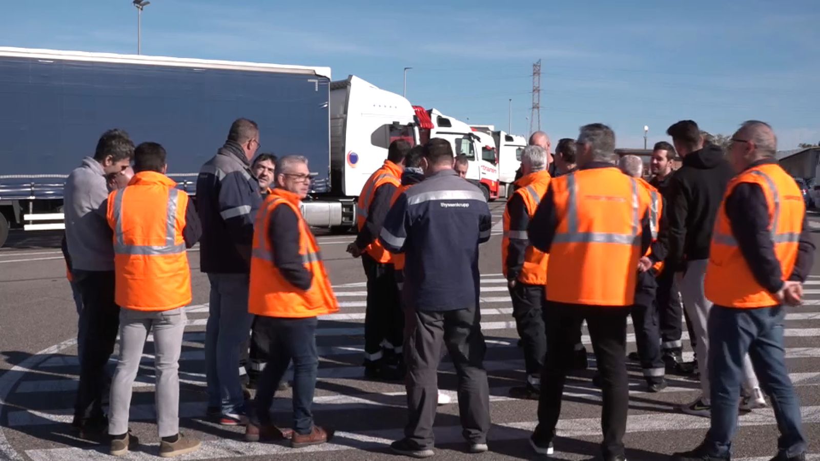 Concentració de protesta de treballadors de Galmed