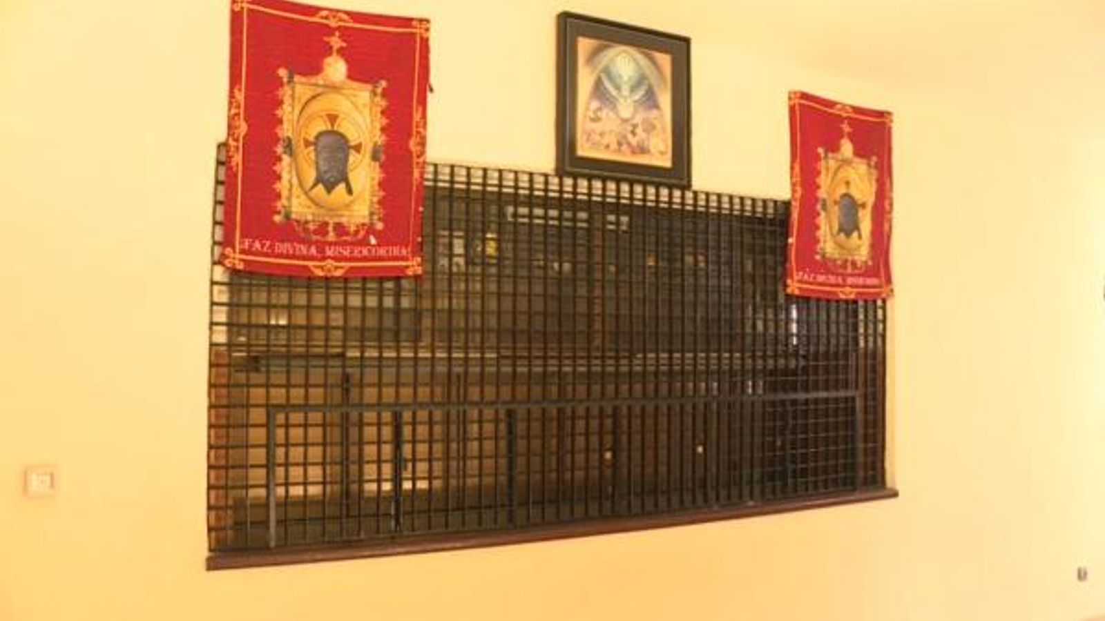 Les germanes clarisses han emés un comunicat en què reconeixen haver-se emportat dues claus.