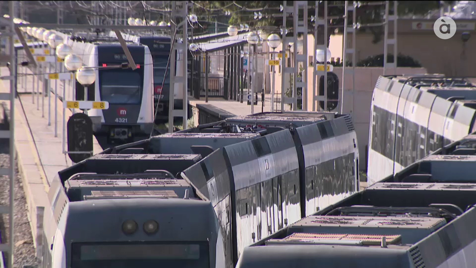 Combois de Ferrocarrils de la Generalitat Valenciana (FGV), una de les empreses del sector públic instrumental valencià