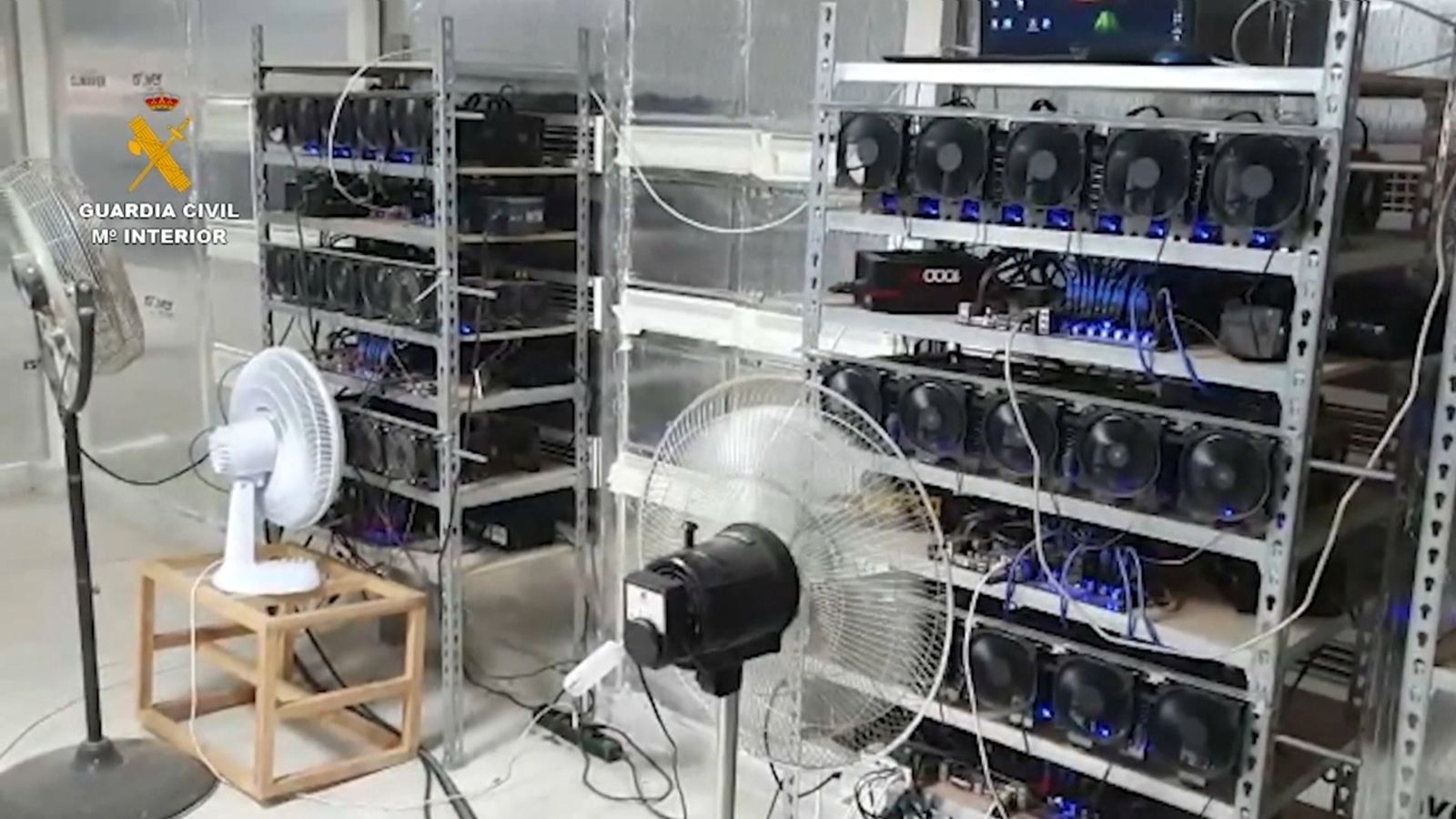 La Guàrdia Civil descobreix una granja de criptomonedes a Crevillent