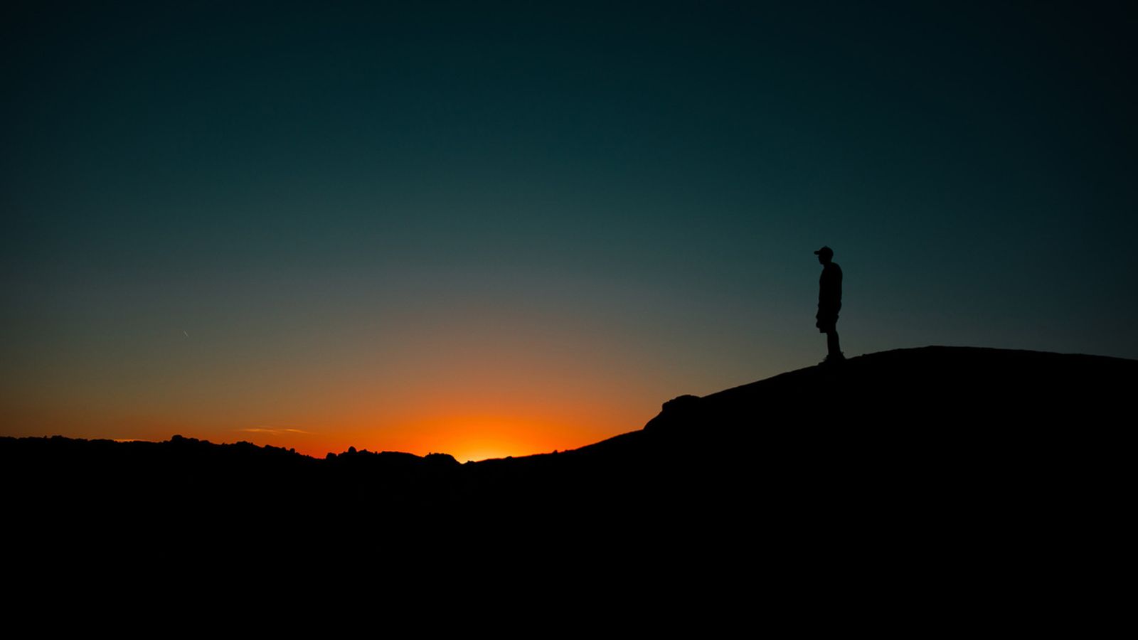 25.07.2024 | "Distopies": què passaria si fórem l'últim ser humà sobre la terra