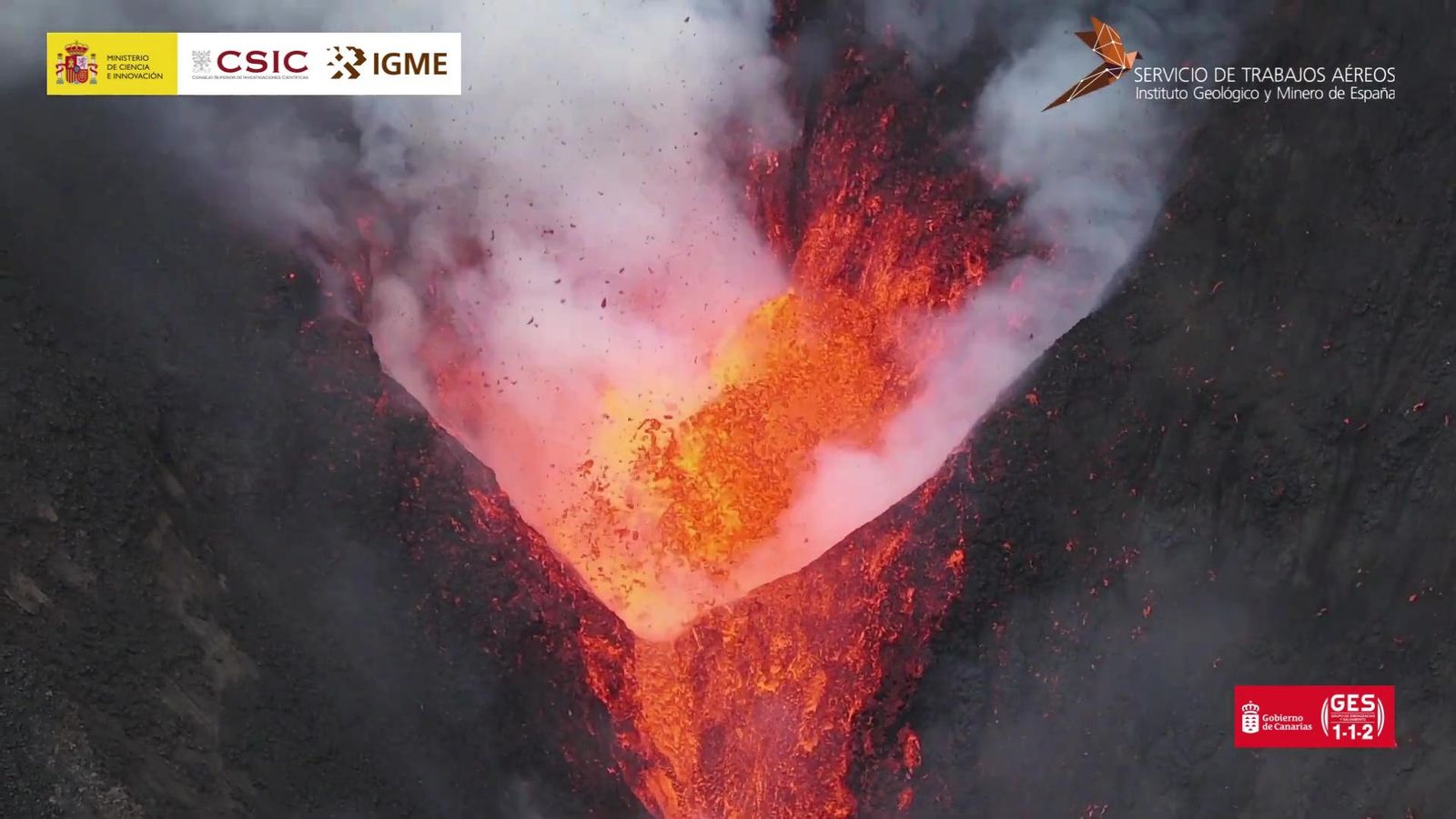 Les imatges més pròximes del volcà Cumbre Vieja