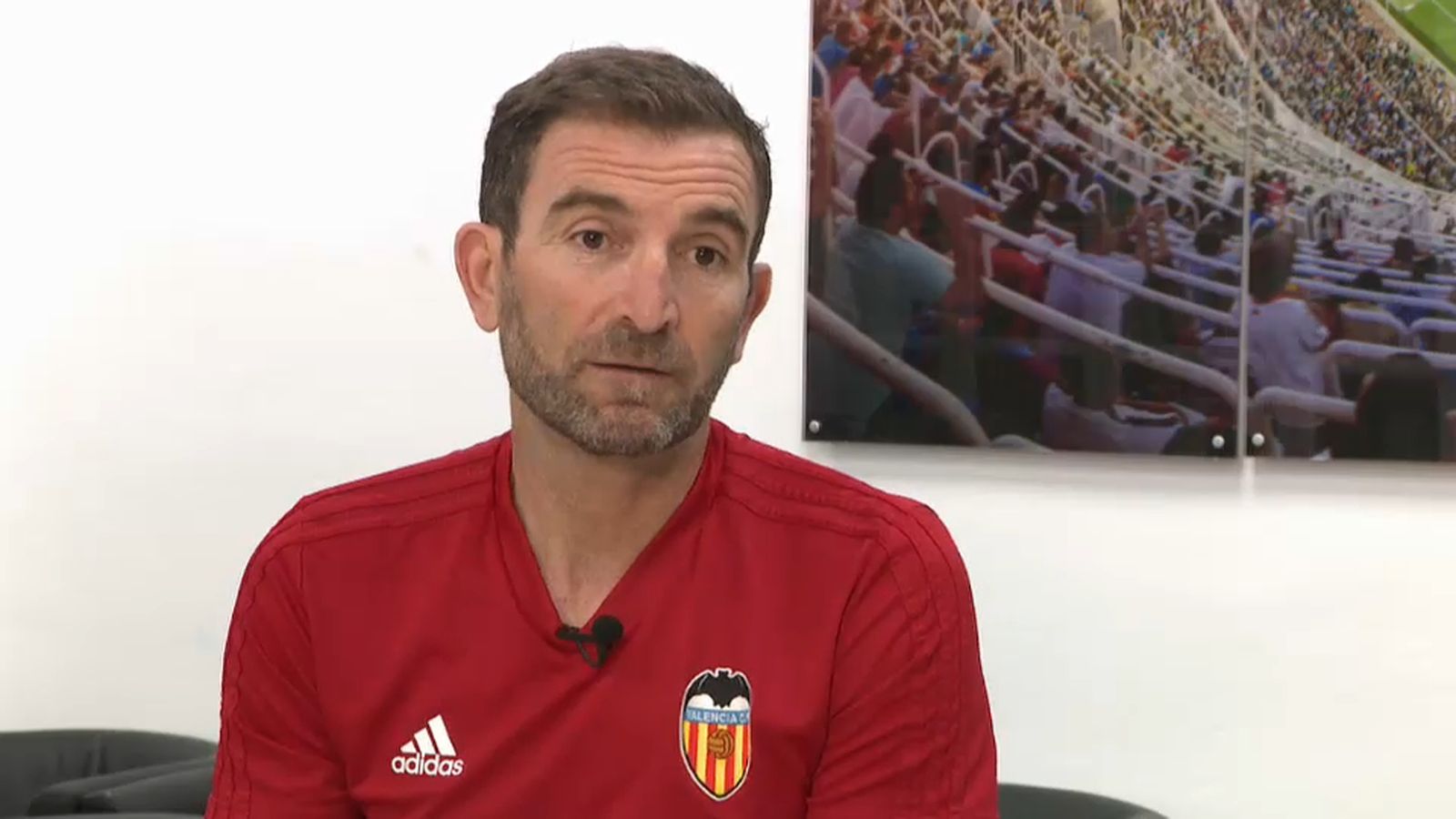 VÍDEO | Paco Camarasa viu des de la banqueta els moments previs a la final de Copa