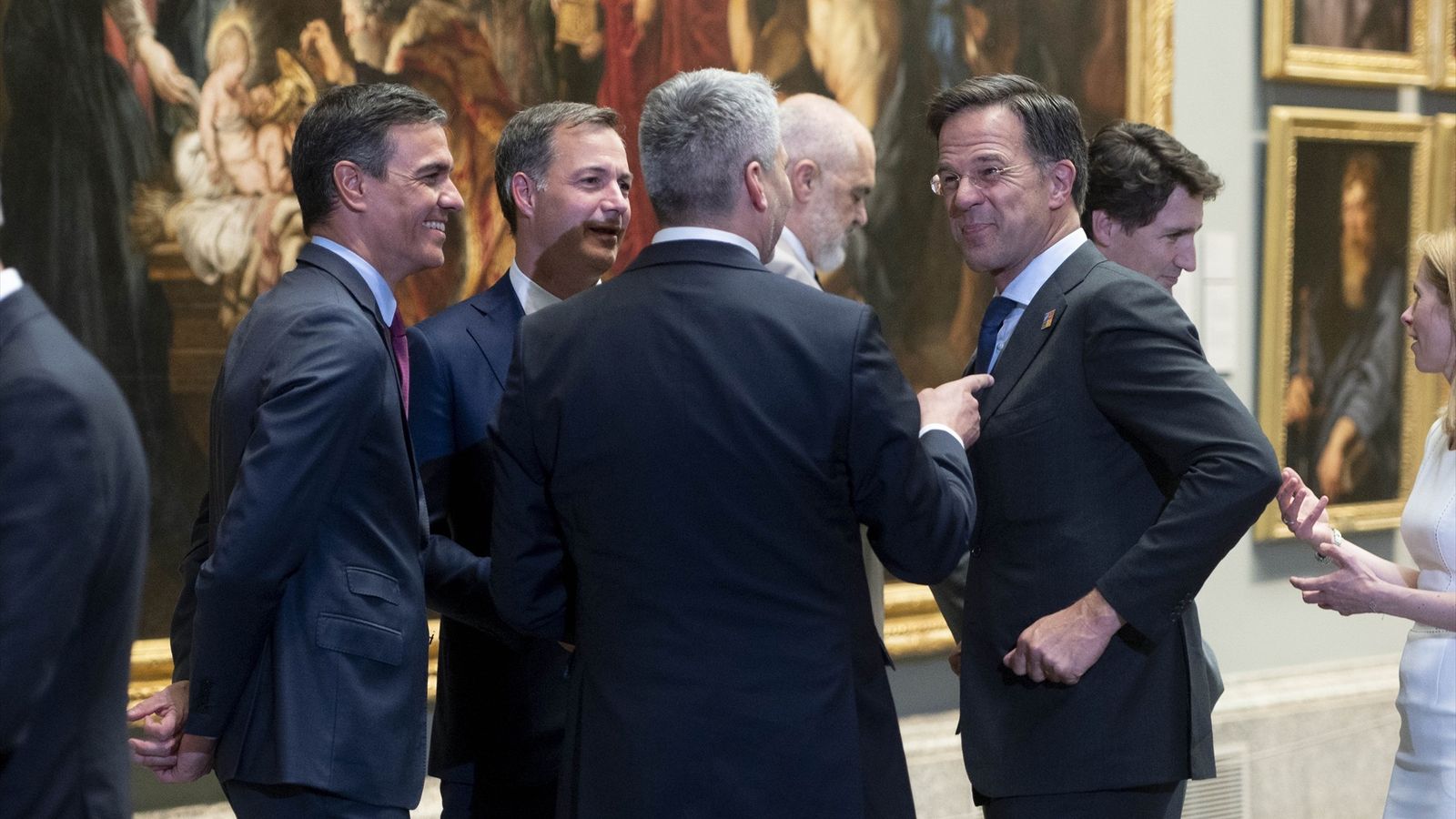 Rutte, a la dreta, en una cimera al Museo del Prado l'any 2022