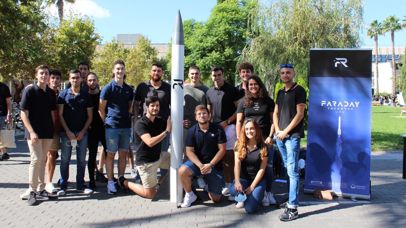 Imatge del coet sonda del grup Faraday Rocketry UPV