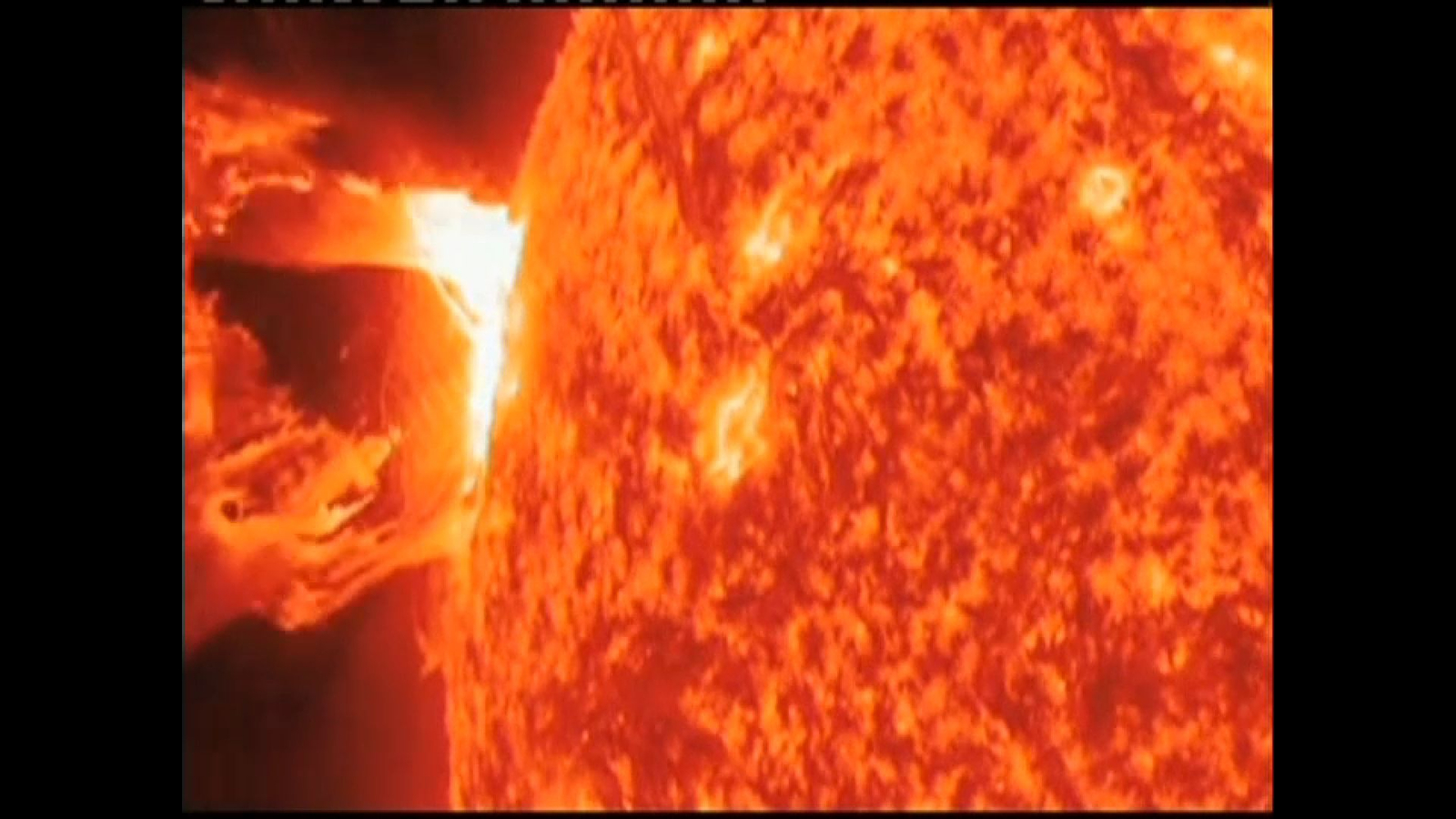 Flamerada solar durant una tempesta