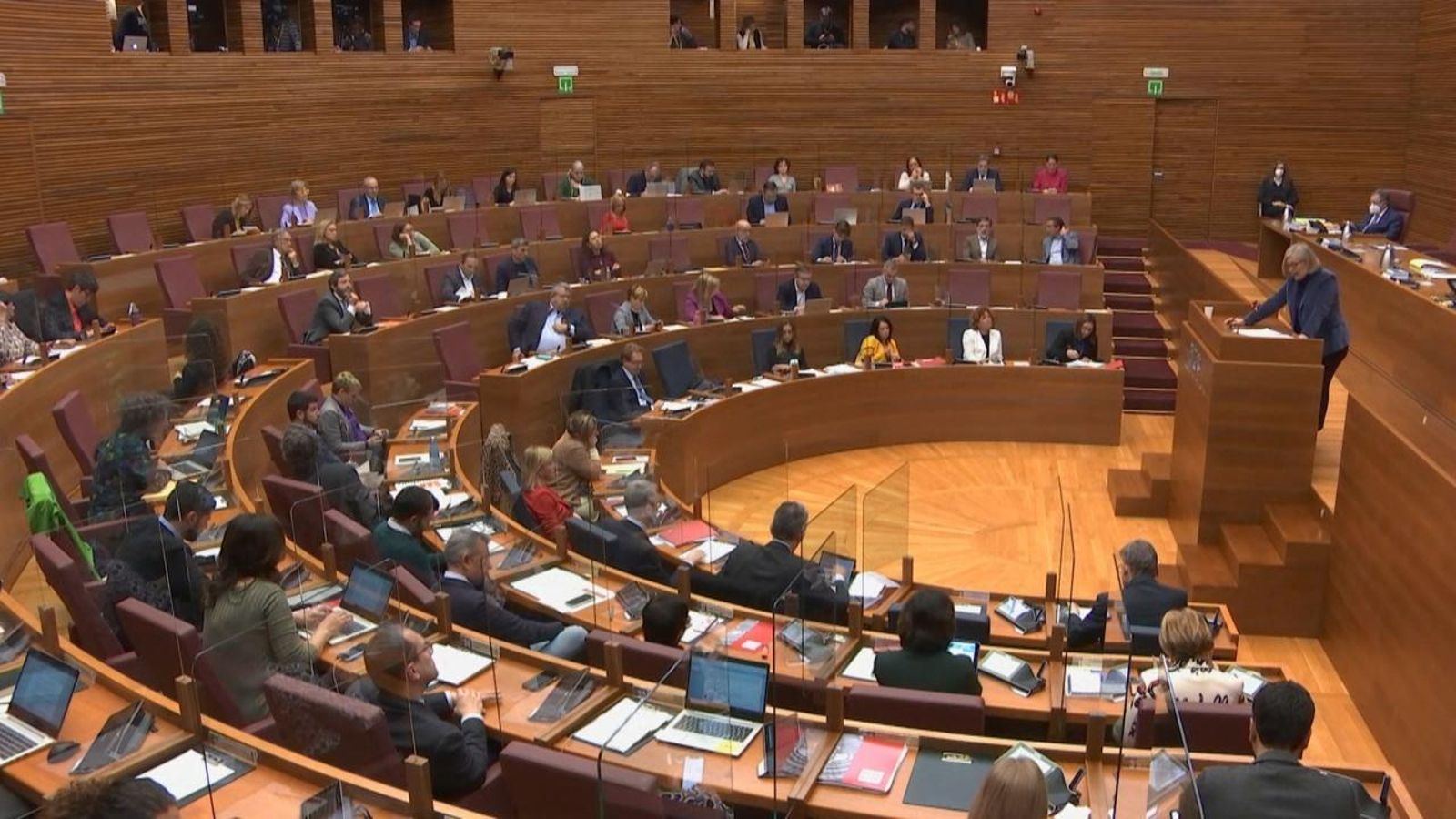 Imatges del ple de les Corts d'aquest dijous