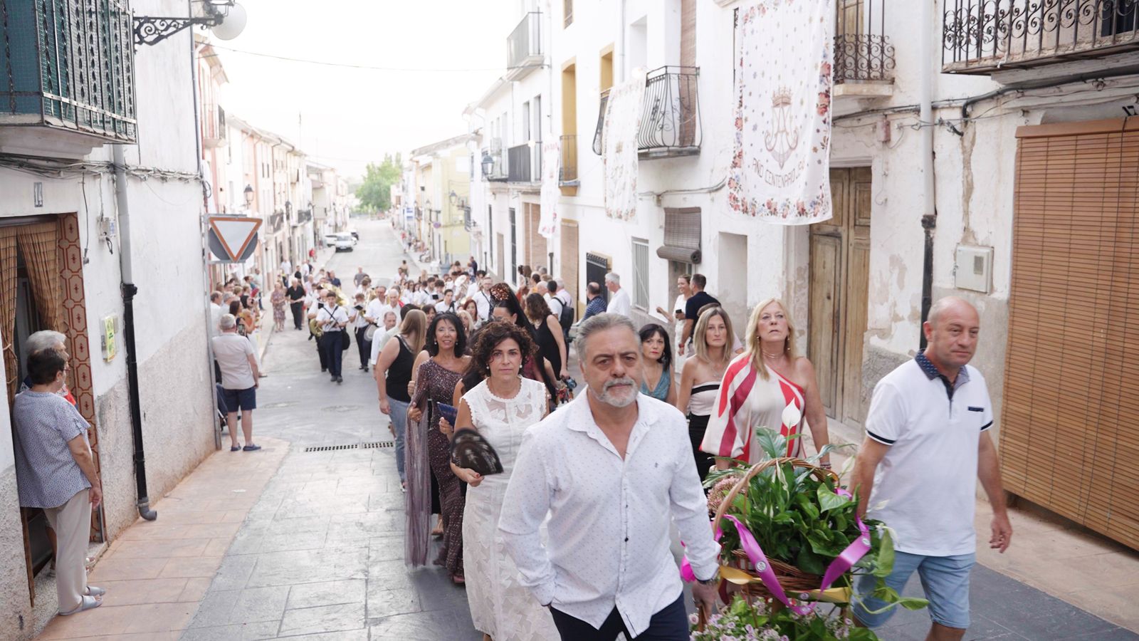 Les Festes Patronals de Beniarrés (el Comptat) i l’Ofrena floral