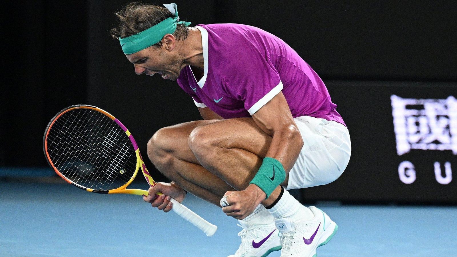 Nadal supera Shapovalov i ja està en semifinals de l'Obert d'Austràlia