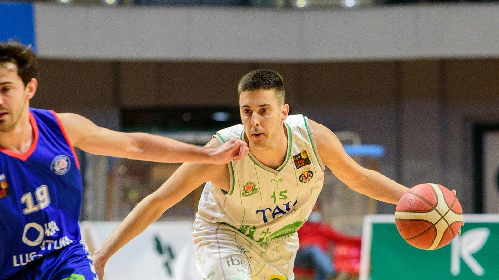 Tau Castelló i HLA Alicante s'enfrontaran en l'última jornada, al Ciutat de Castelló