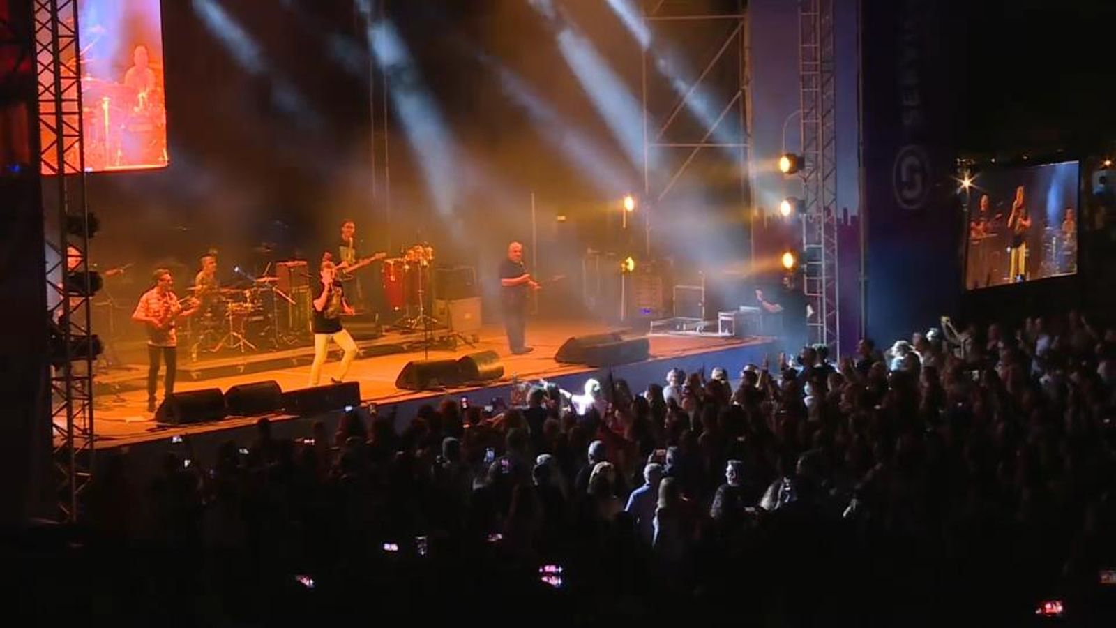 Imatges d'IBERIA Benidorm, el primer festival de tota Espanya que ha venut entrades per a dos jornades de festival des que va comenar la pandèmia