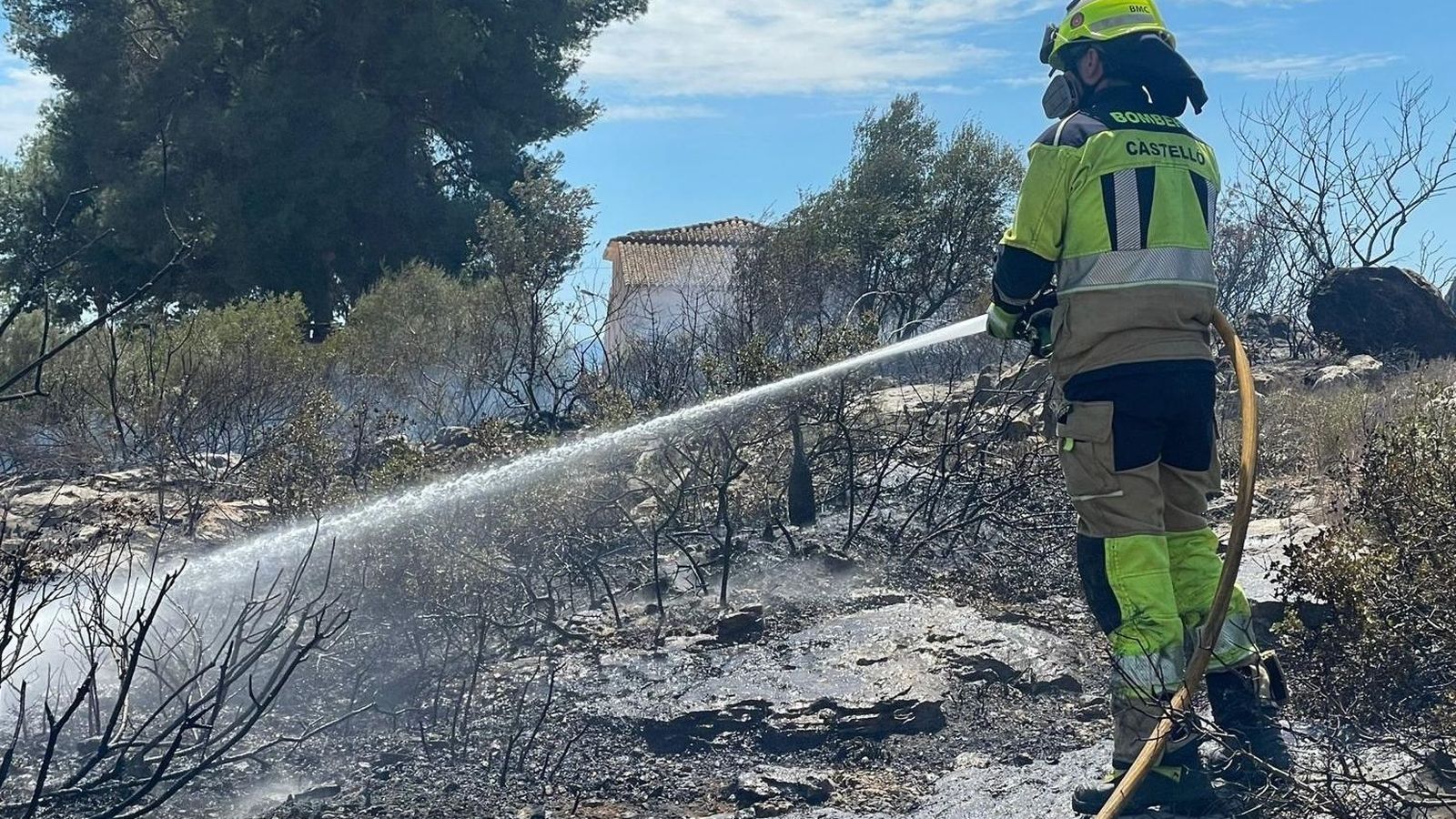 Imatge d'arxiu de la extinció d'un incendi a Castelló