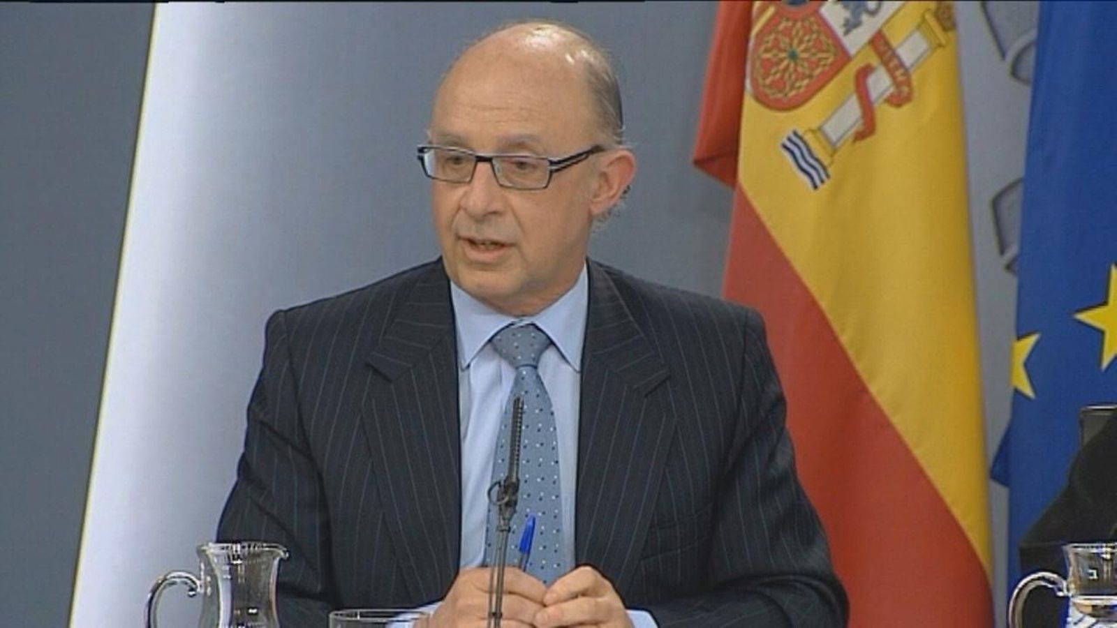 Cristóbal Montoro es dona de baixa com a afiliat del PP després de la imputació judicial