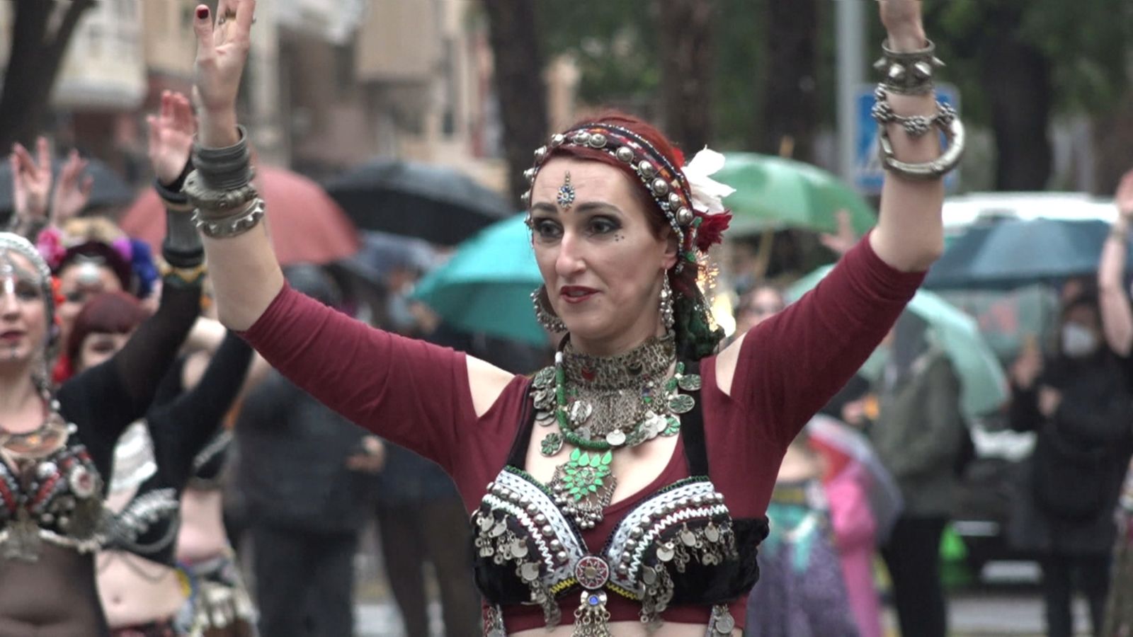 Molta diversió i color en la desfilada d'animació de la Magdalena 2022