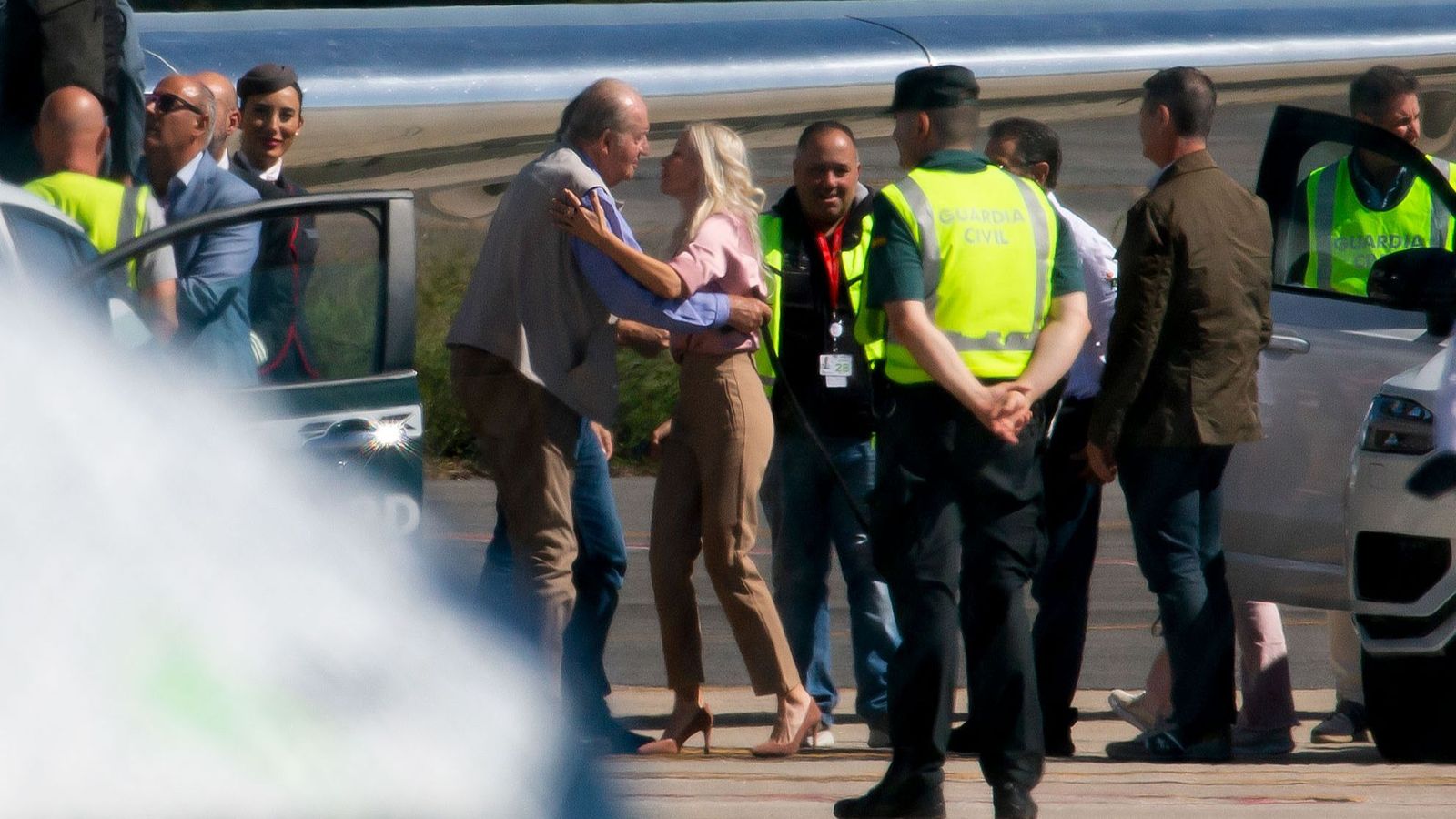 Joan Carles I aterra en l'aeroport de Vigo
