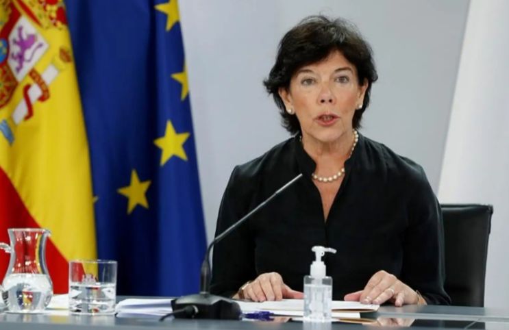 Isabel Celaá, durant una compareixença a la Moncloa, a Madrid Isabel Celáa, durant una compareixença en la Moncloa, a Madrid