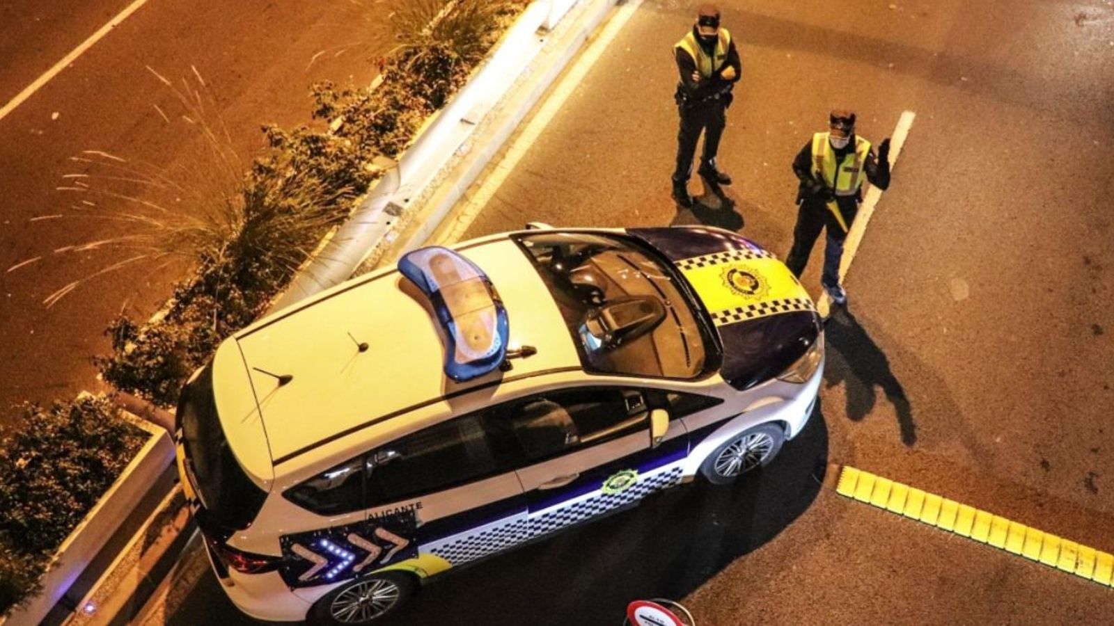 Dispositiu de vigilància desplegat per la Policia Local d'Alacant