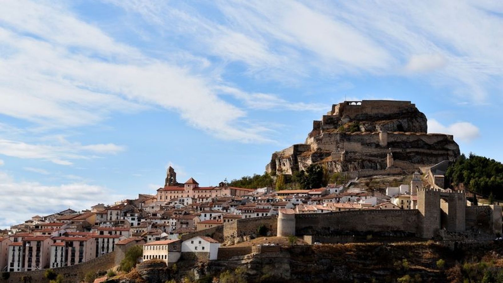 Vista de Morella, amb el castell de fons