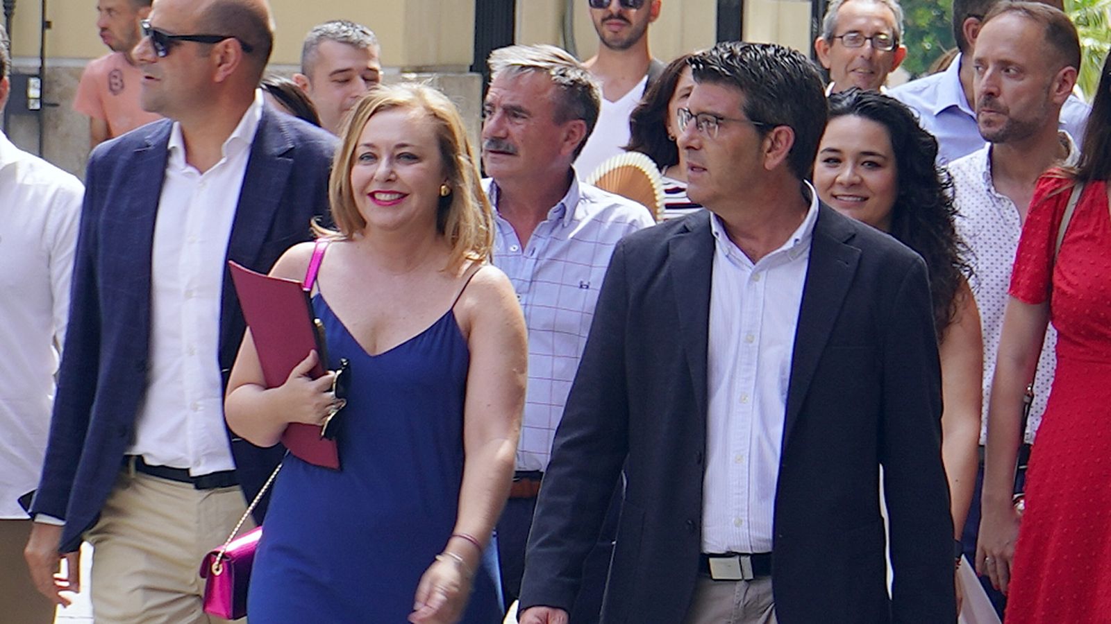 Ens Uneix ha acceptat l'oferta dels populars d'entrar en el govern a canvi que es facen inversions