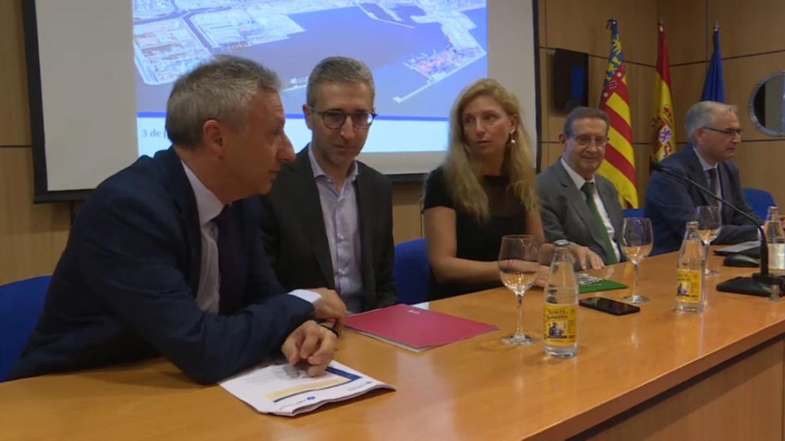 Participants en la cimera sobre el corredor mediterrani