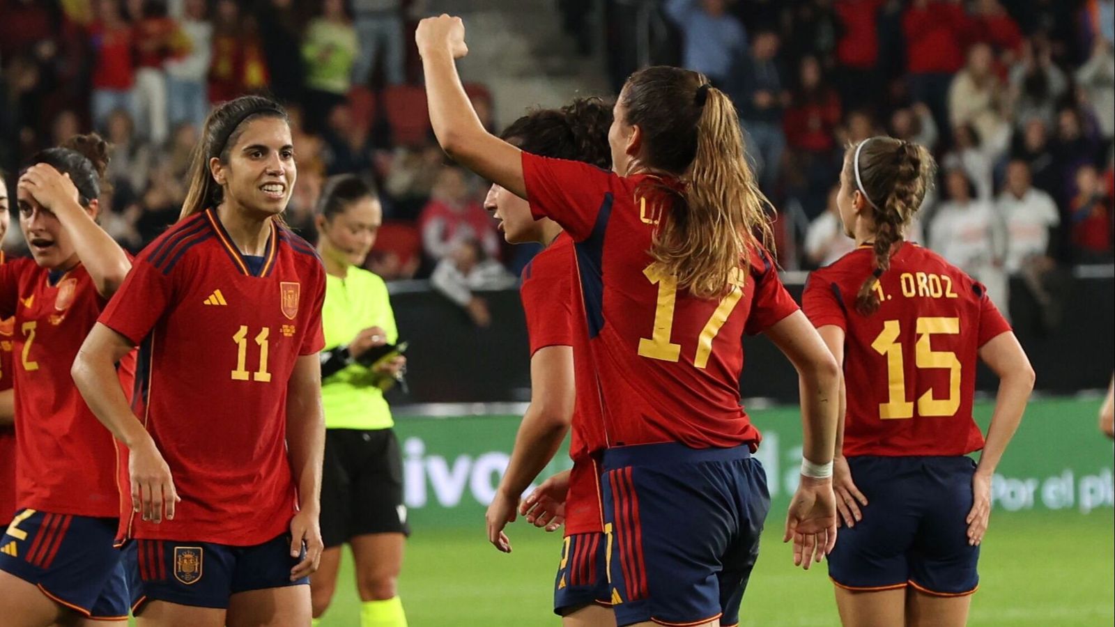 Fez Les jugadores espanyoles celebren un gol