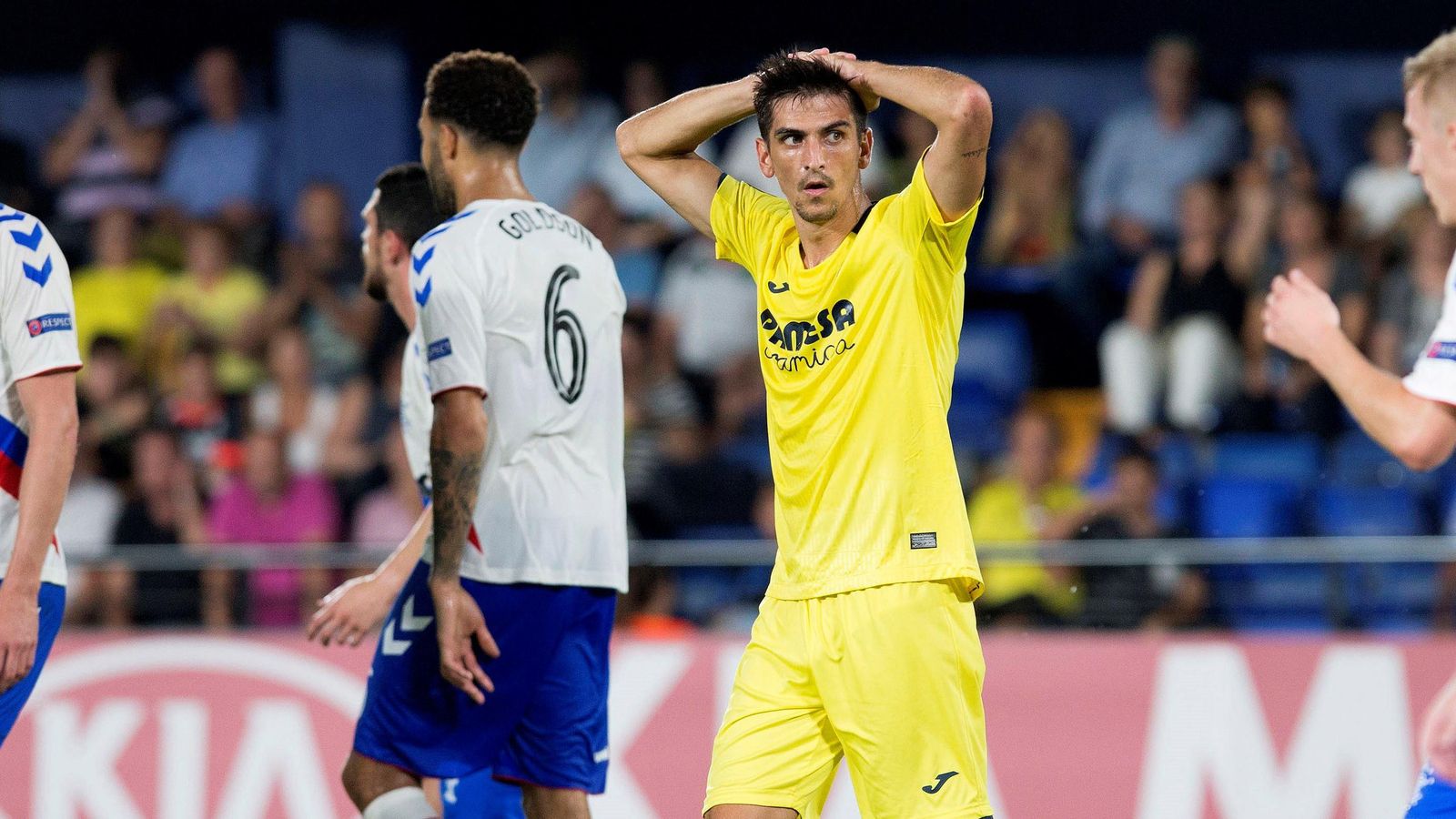 Gerard Moreno es lamenta després d'una de les ocasions errades pels groguets en l'empat contra el Rangers en l'Europa League Gerard Moreno es lamenta després d'una de les ocasions errades pels groguets en l'empat contra el Rangers en l'Europa League