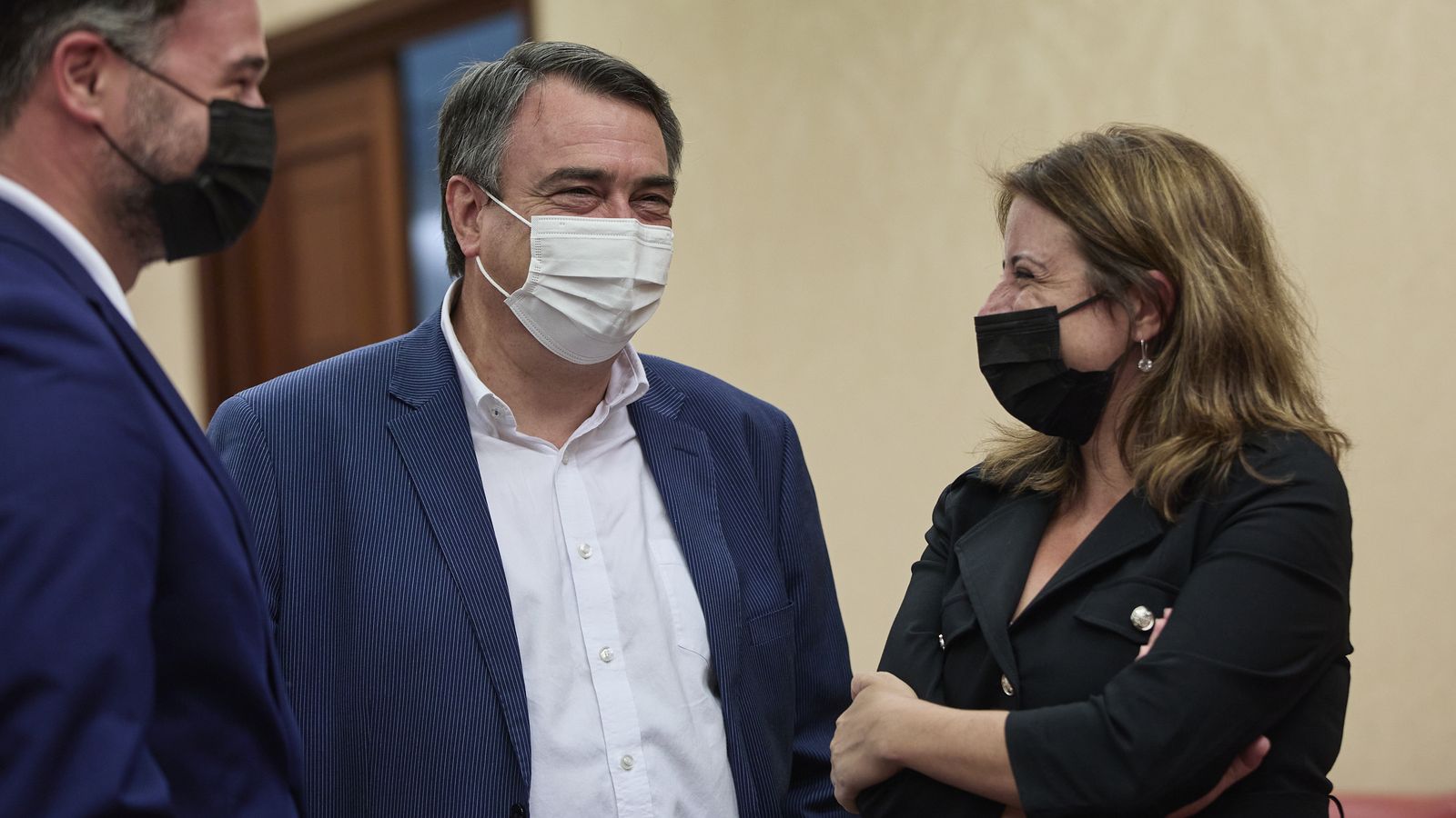 l portaveu parlamentari de l'ERC, Gabriel Rufián; el portaveu del PNB en el Congrés, Aitor Esteban i la sotssecretària general del PSOE i portaveu en el Congrés, Adriana Lastra