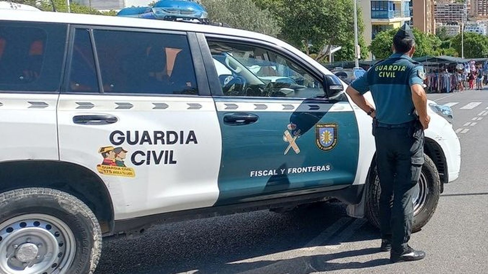 Agent de la Guàrda Civil en un imarge d'arxiu