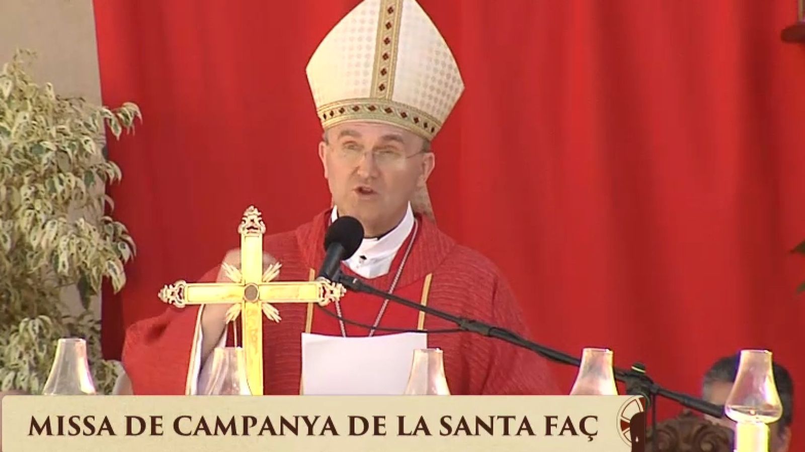 El bisbe José Ignacion Munilla en un moment de la missa que ha celebrat a la Santa Faç