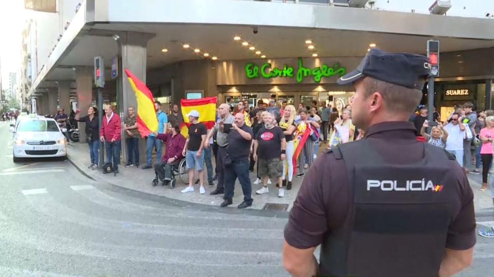 En llibertat amb càrrecs els dos detinguts en la concentració de València