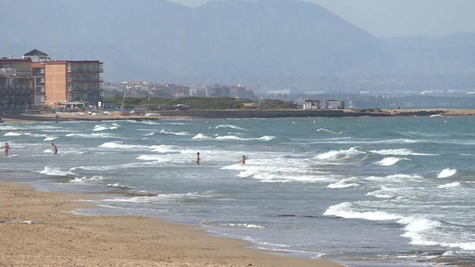 Tres víctimes més eleven a quatre els ofegats a la Costa Blanca en només dos dies