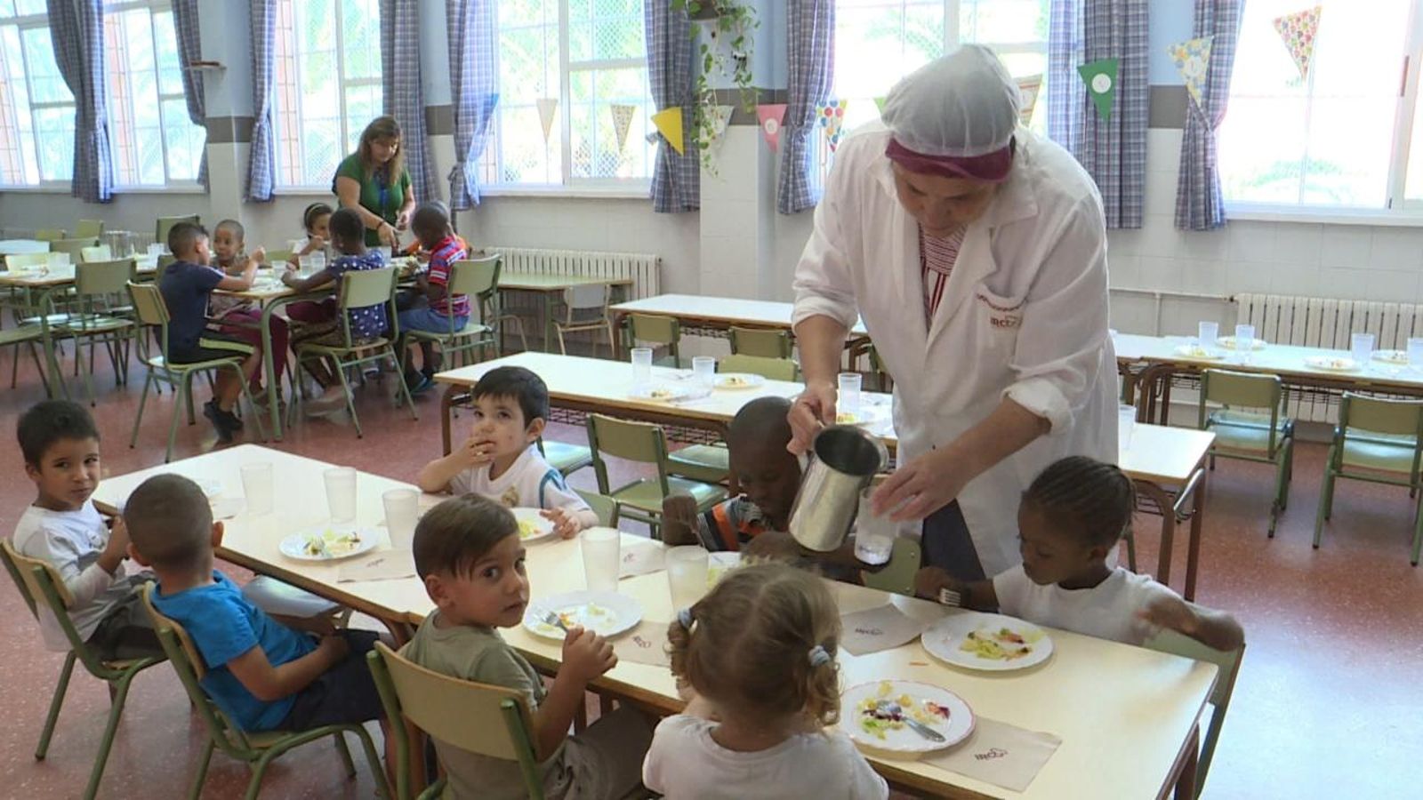 Imatge d'arxiu del menjador d'una escola
