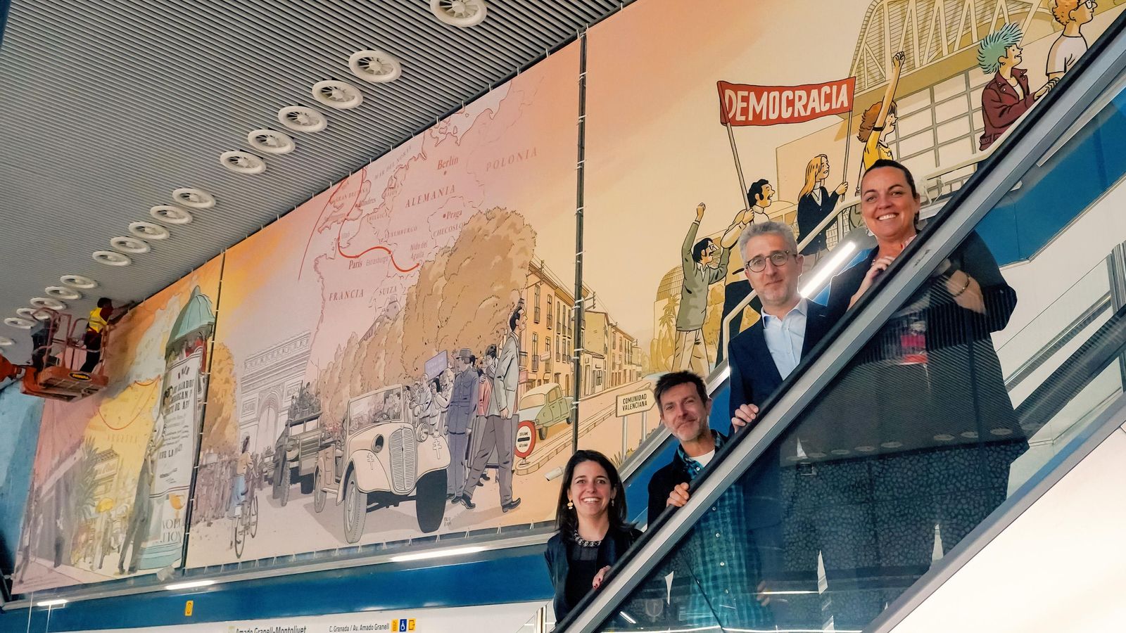 La nova Línia 10 de Metrovalència acull un mural de Paco Roca La nova Línia 10 de metrovalencia acull un mural de Paco Roca