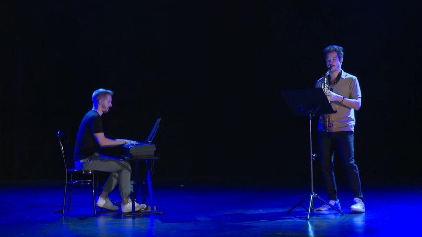 SomDuo estrena l'espectacle "Moonlight" este dissabte a La Plazeta de València