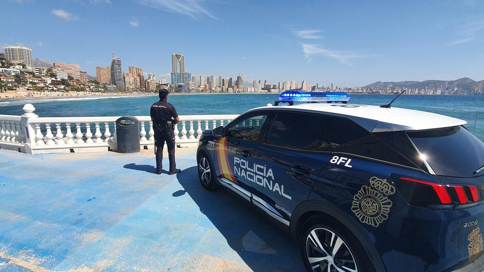 Una patrulla de la Policia Nacional a Benidorm