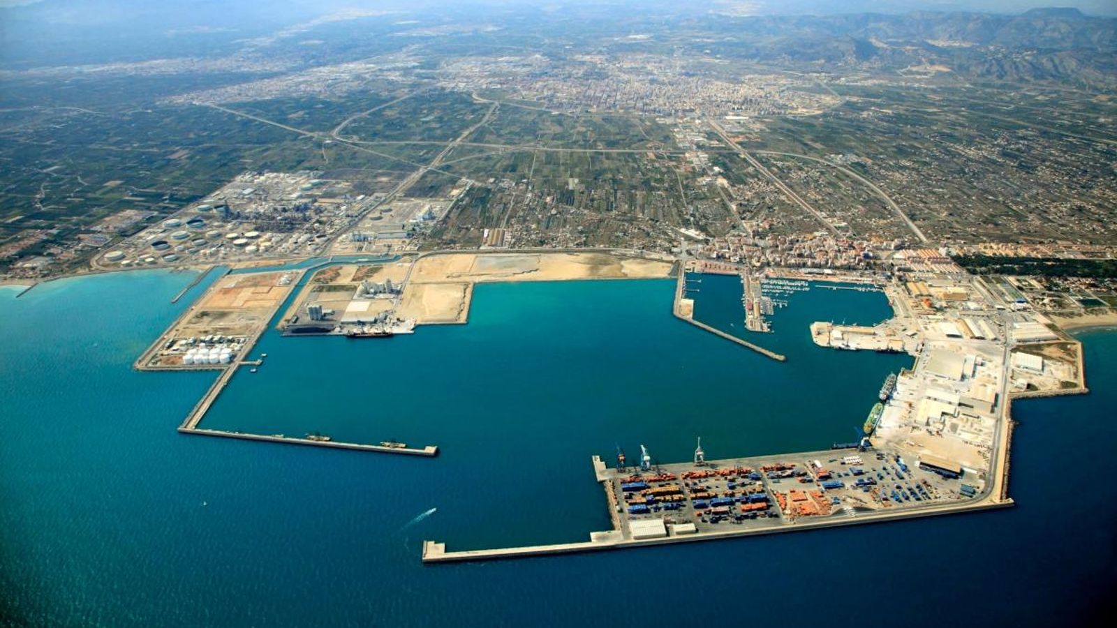 Vista aèria del port de Castelló