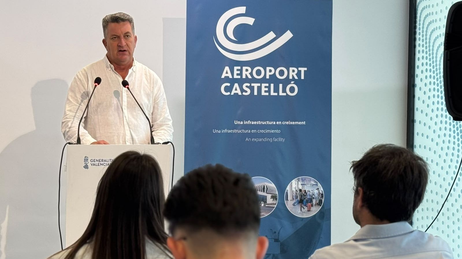 El vicepresident tercer i conseller de Medi Ambient, Infraestructures, Territori i de la Recuperació, Vicente Martínez Mus, fa balanç de la campna