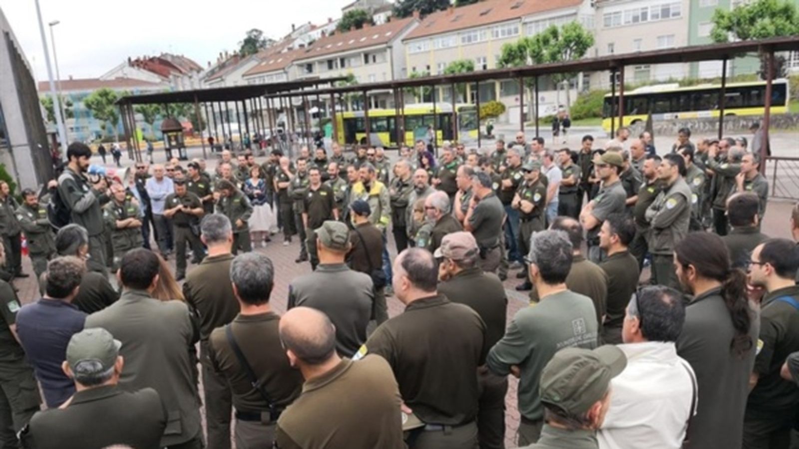 Agents forestals en una imatge d'arxiu