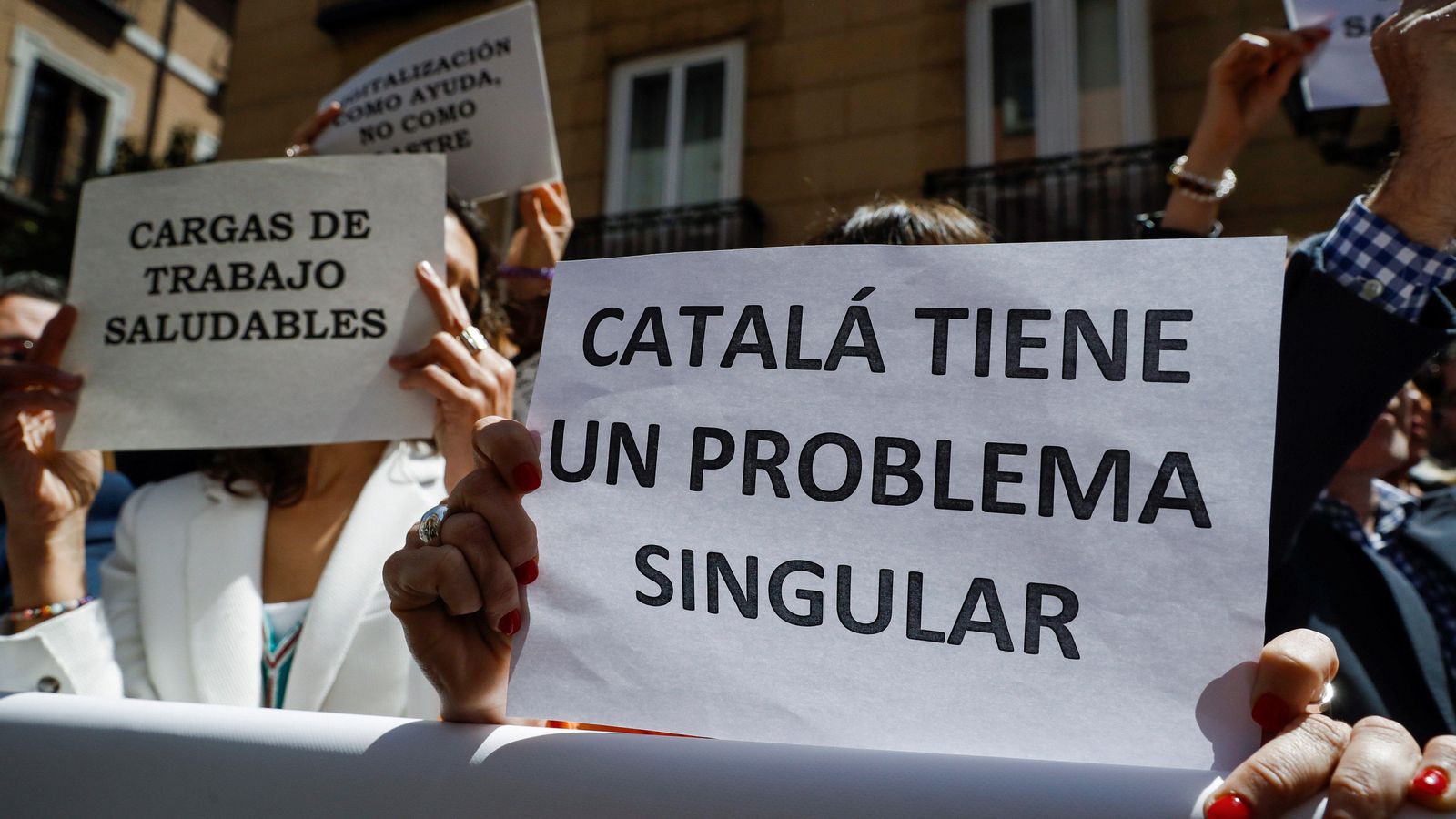 Protestes contra el ministre de Justícia, Rafael Català
