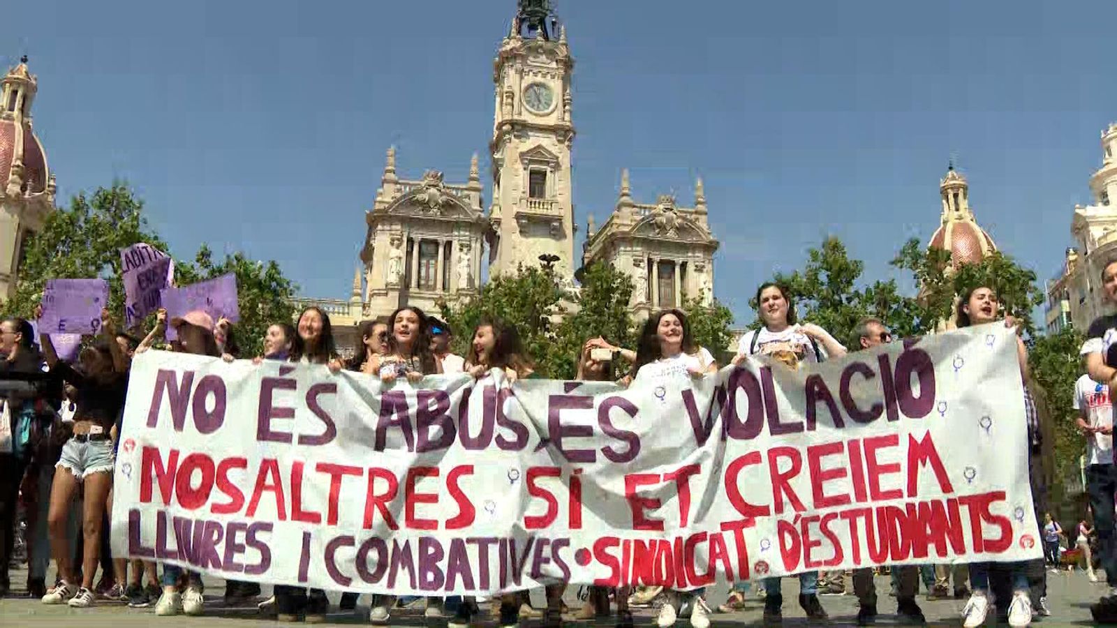 L'espai es preguntarà pels motius d'aquest increment d'agressions sexuals cap a les dones i si seria possible una estratègia de prevenció