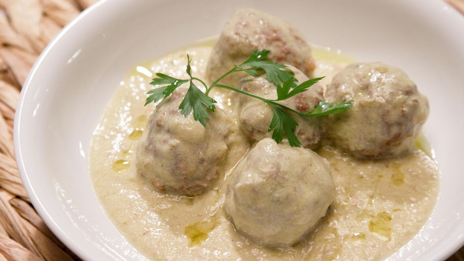 Mandonguilles amb salsa de carabasseta