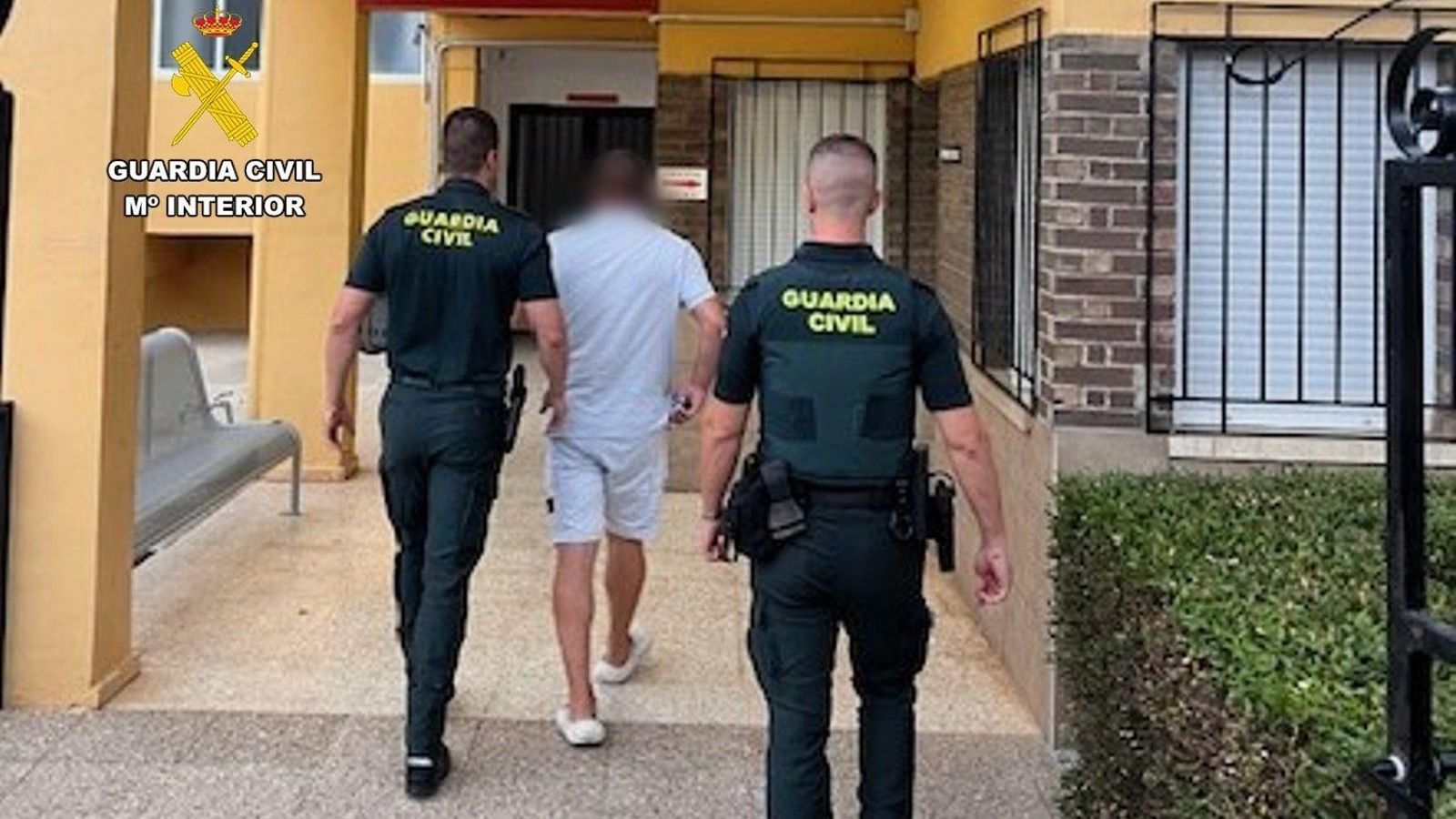 Moment de la detenció d'este ciutadà ucraïnés Moment de la detenció d'este ciutadà ucraïnés