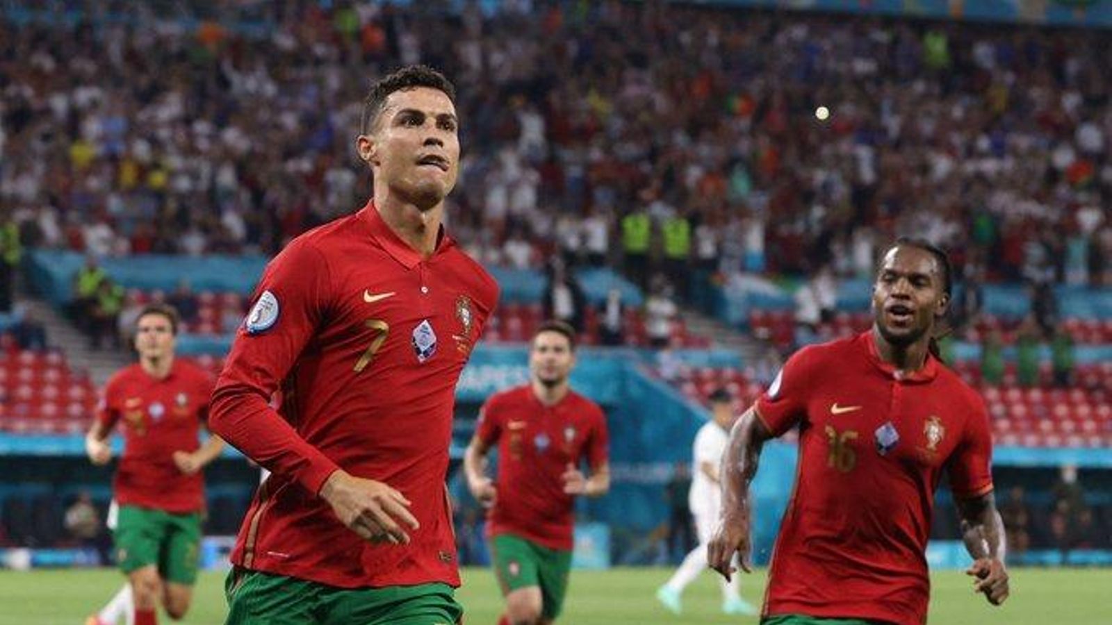 Ronaldo ha fet els dos gols de Portugal