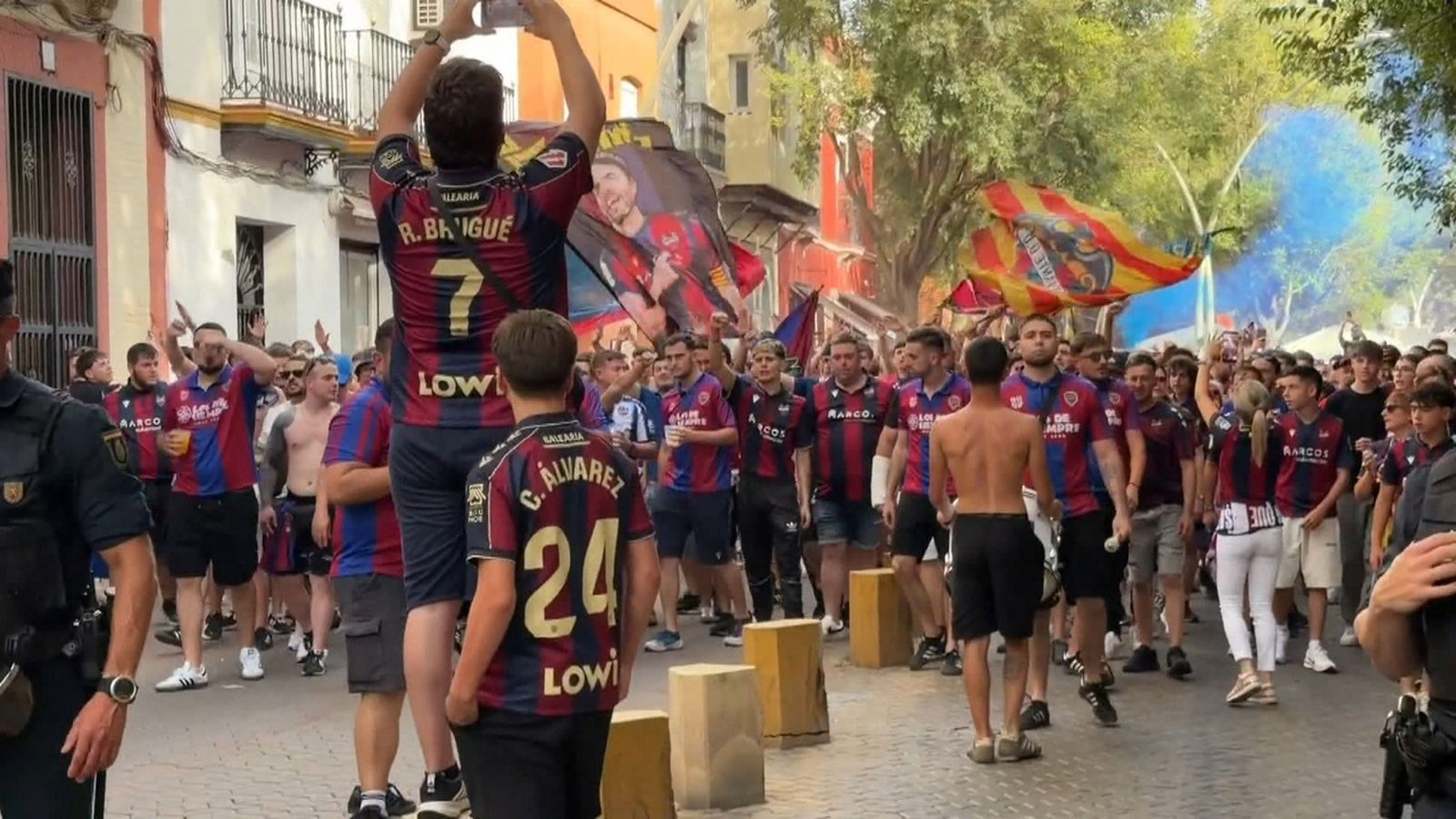Així va ser el desplaçament de l'afició granota a Sevilla
