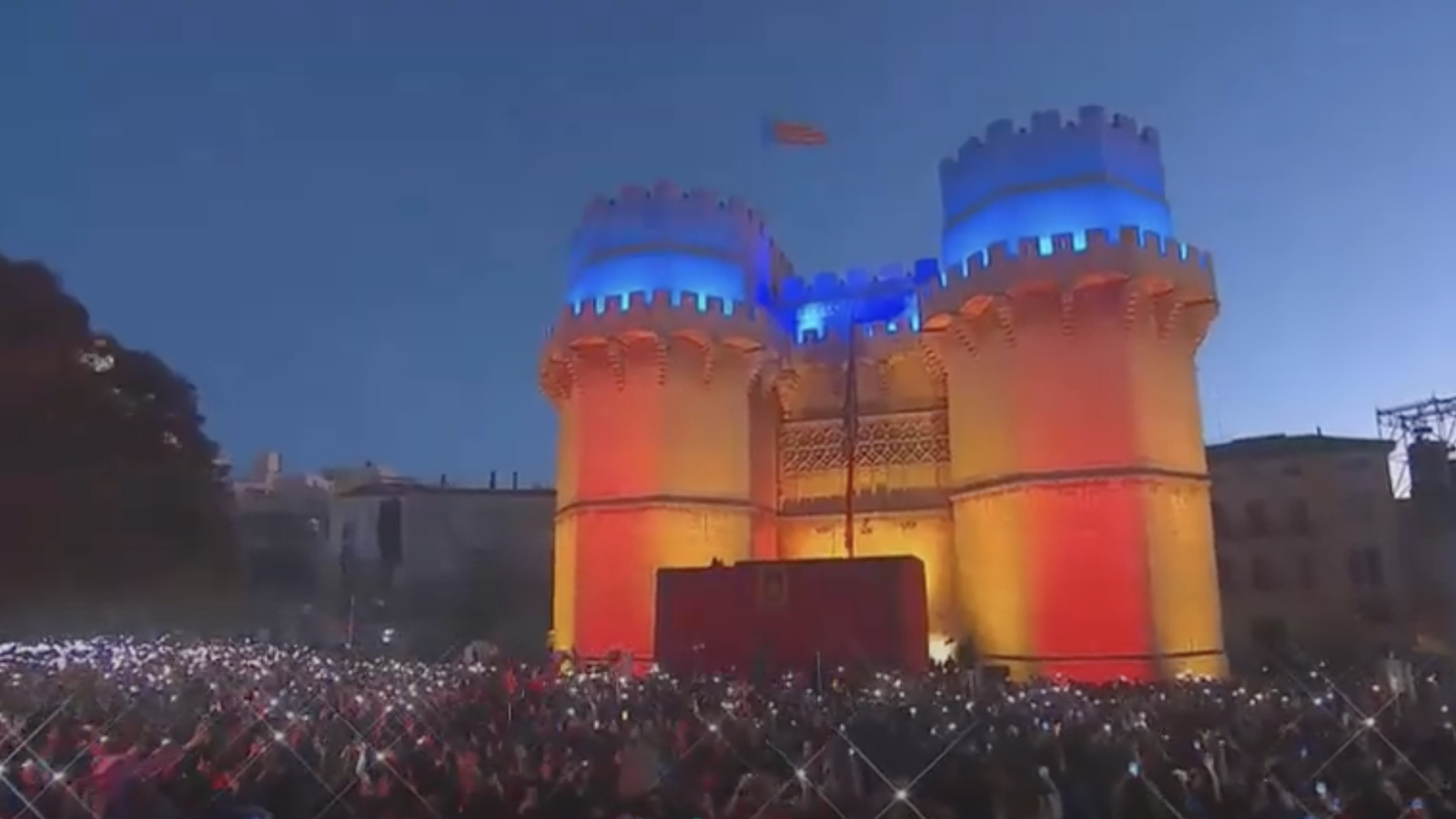 Les Torres dels Serrans durant la Crida en una imatge d'arxiu