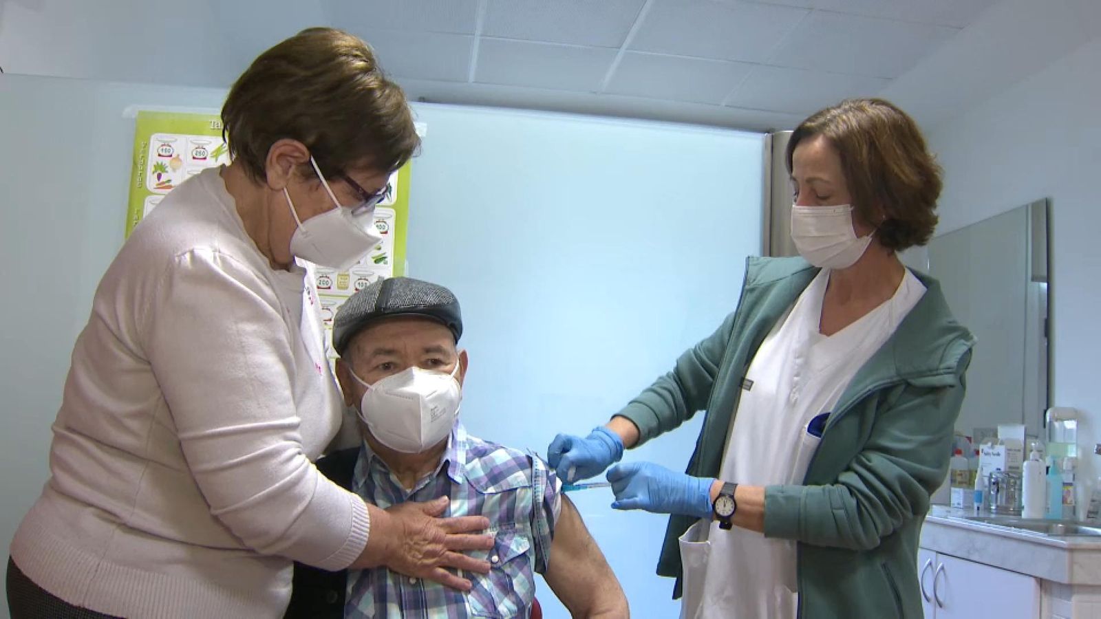 Vacunació al centre de salut de Sedaví