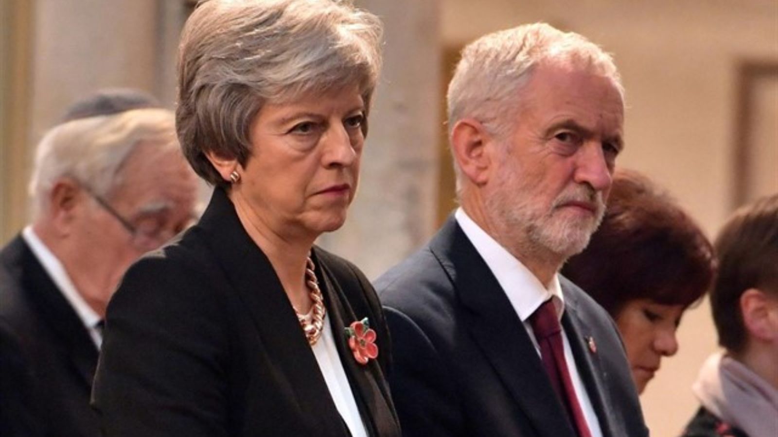 May ofereix diàleg a Corbyn per a aconseguir un acord sobre el Brexit | EP